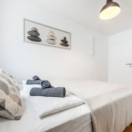 Central City Lofts Wina Bagian luar foto